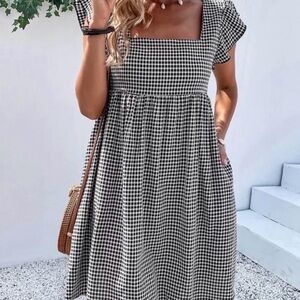 Gingham Square-Neck Summer Dress - Black and White